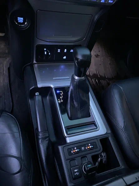 Toyota Land Cruiser Prado 2018 - 1