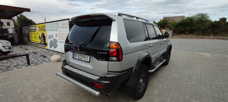 Mitsubishi Pajero 2002 - 15