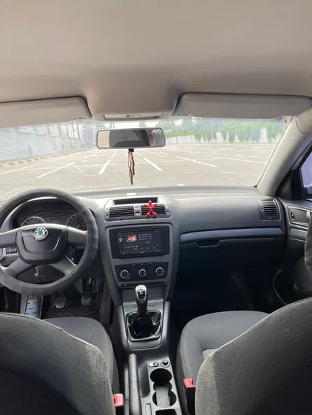 Skoda Octavia 2011 - 5
