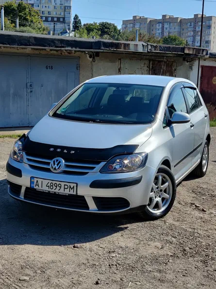 Volkswagen Golf 2005 - 3