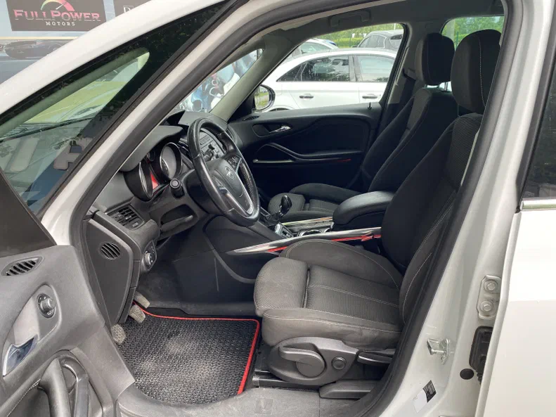 Opel Zafira 2012 - 8