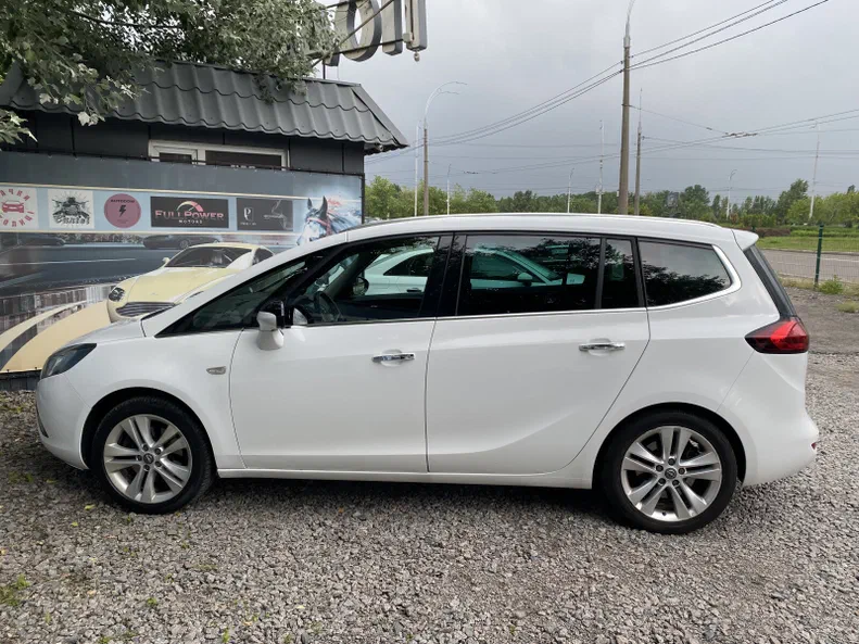 Opel Zafira 2012 - 6