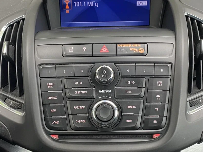 Opel Zafira 2012 - 10