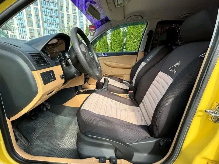 Skoda Fabia 2001 - 4