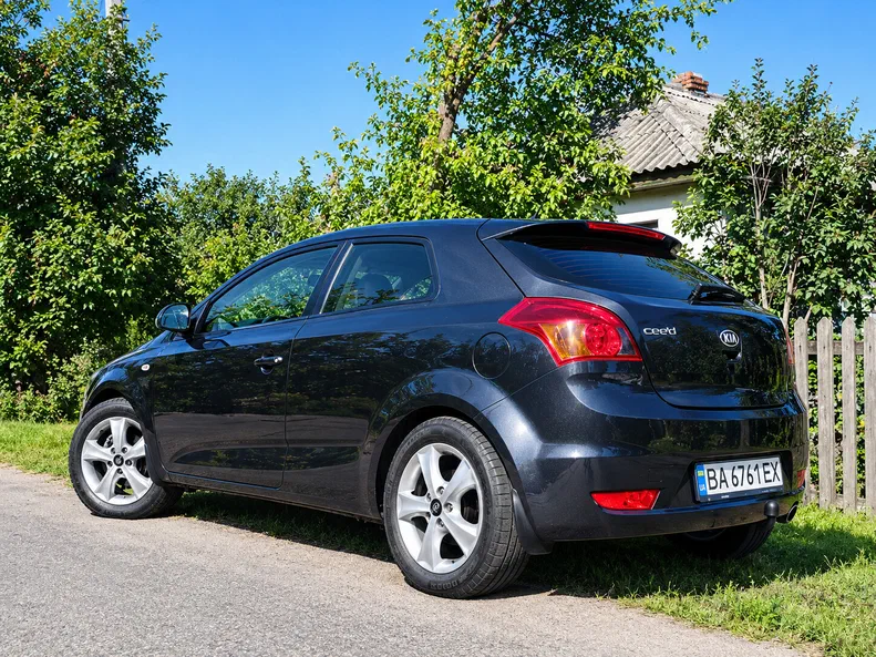 Kia Ceed 2008 - 11
