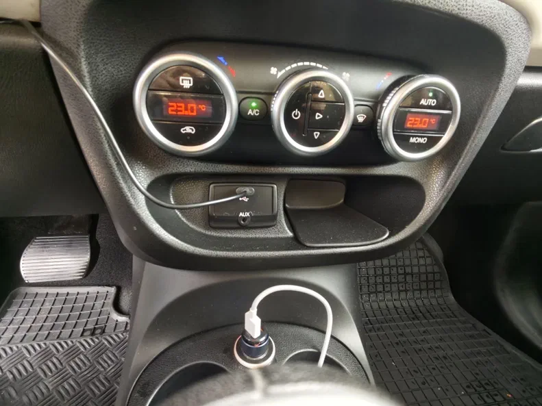 Fiat 500L 2014 - 12