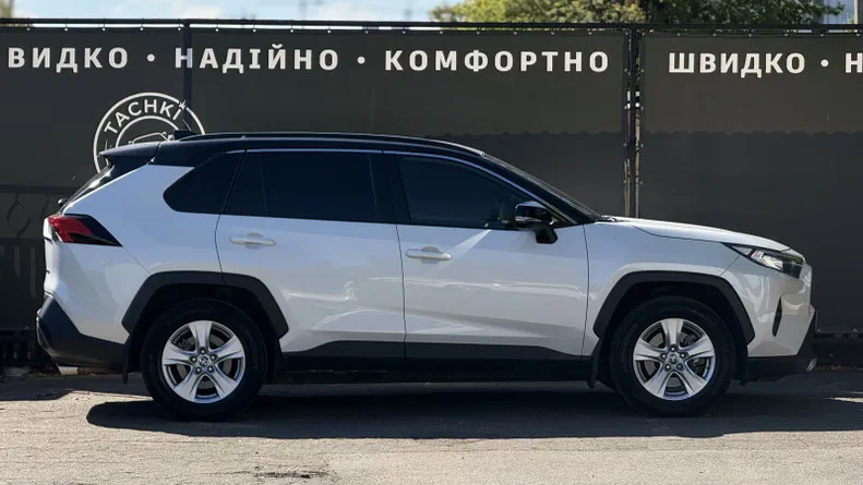 Toyota RAV4 2020 - 4