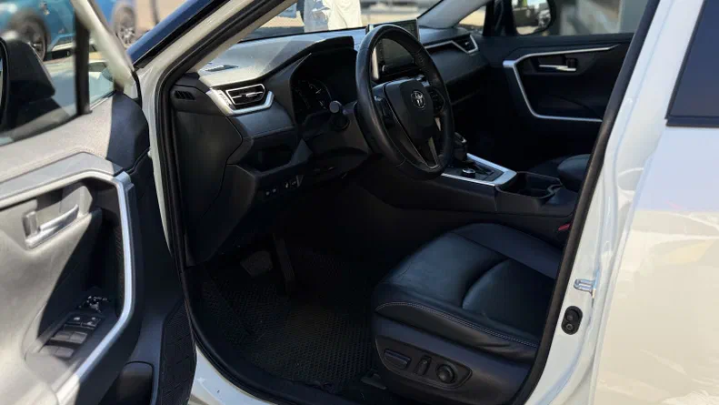 Toyota RAV4 2020 - 14