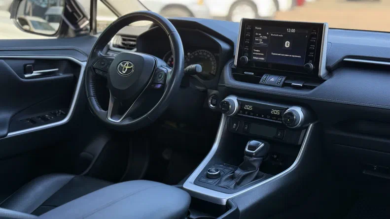 Toyota RAV4 2020 - 13