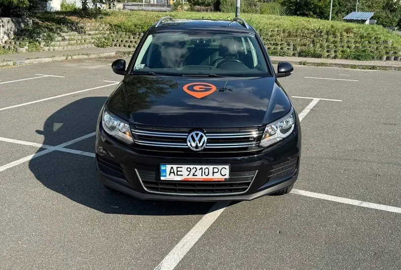 Volkswagen Tiguan 2012 - 0