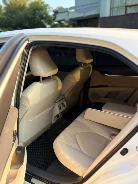Toyota Camry 2022 - 7