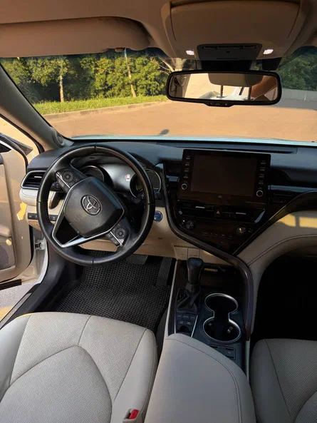 Toyota Camry 2022 - 6
