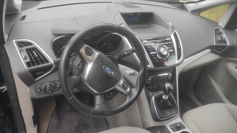 Ford C-MAX 2011 - 16