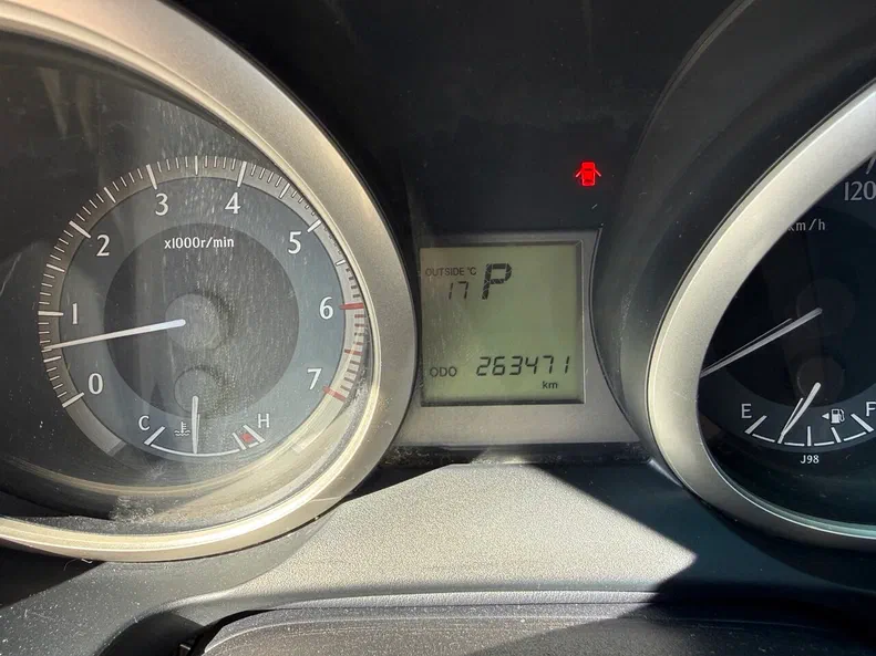 Toyota Land Cruiser Prado 2012 - 10