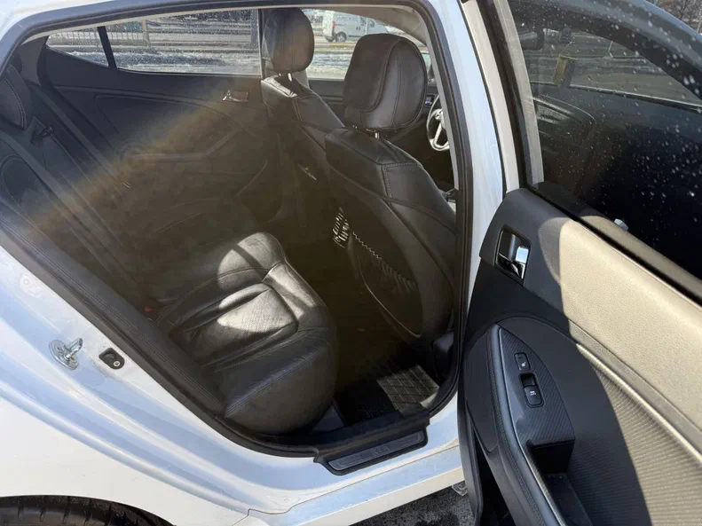 Kia Optima 2012 - 8