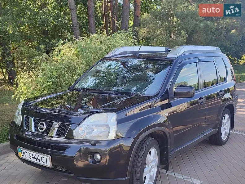 Nissan X-Trail 2010 - 2