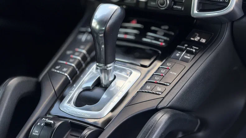 Porsche Cayenne 2015 - 14