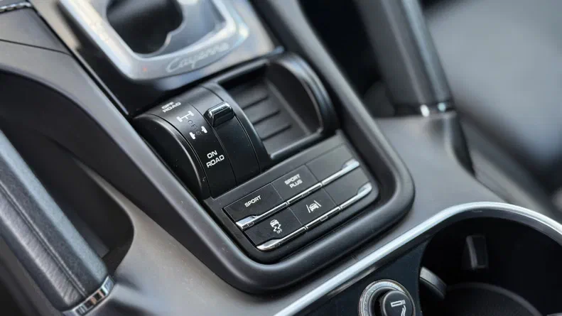 Porsche Cayenne 2015 - 15