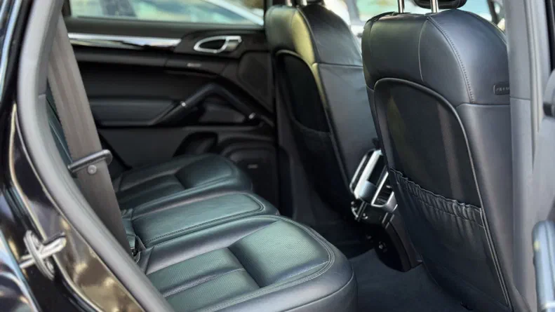 Porsche Cayenne 2015 - 20