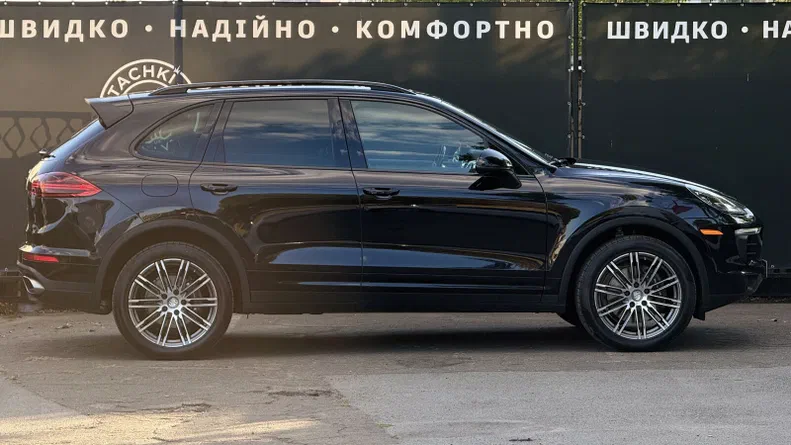 Porsche Cayenne 2015 - 5