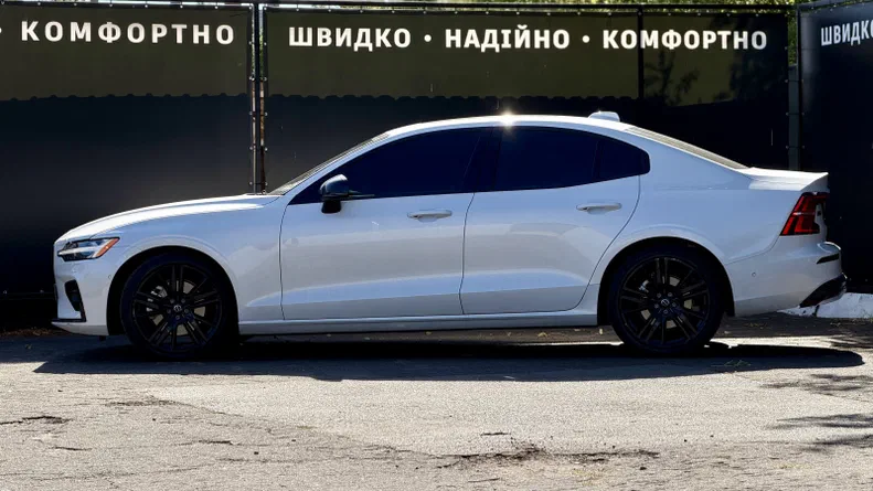 Volvo S60 2023 - 5