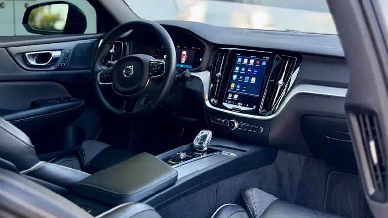 Volvo S60 2023 - 12