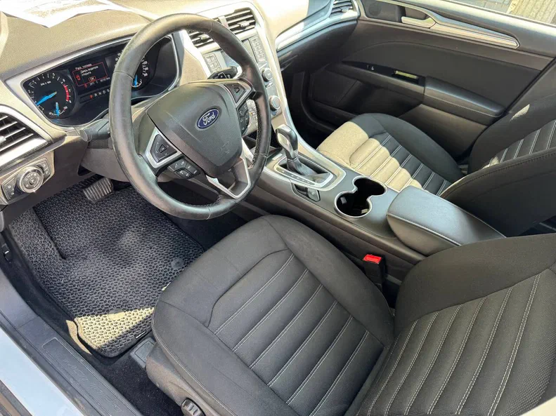 Ford Mondeo 2017 - 10