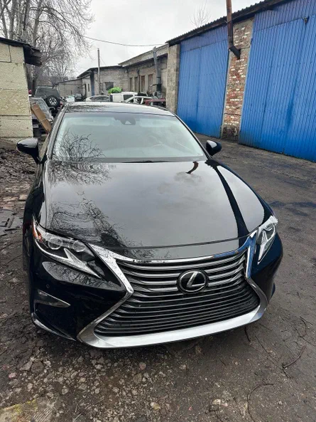 Lexus ES 2016 - 1