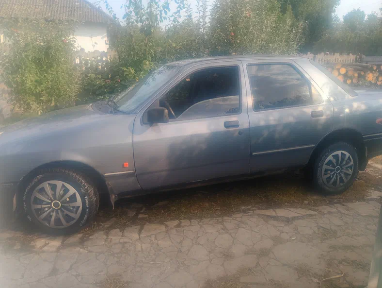 Ford Sierra 1990 - 8