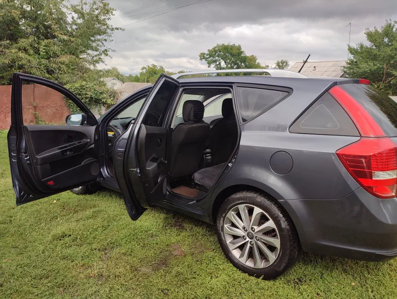 Kia Ceed 2010 - 7