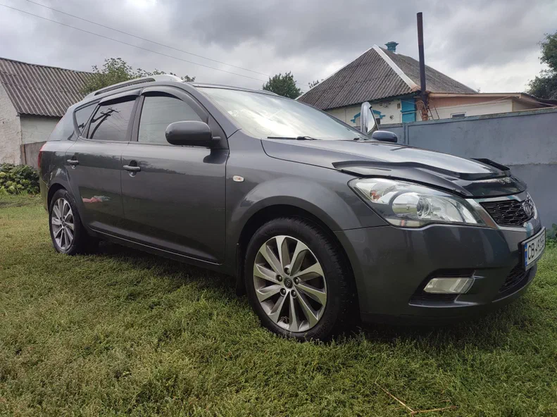 Kia Ceed 2010 - 2