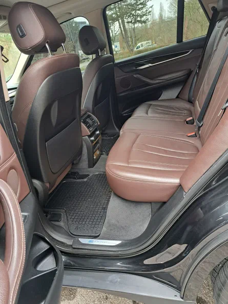 BMW X5 2015 - 8