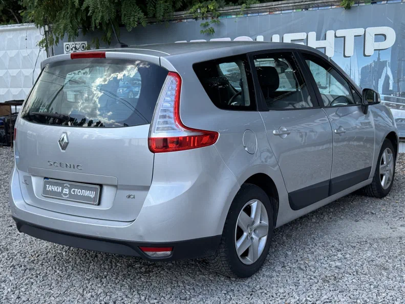 Renault Megane 2012 - 6