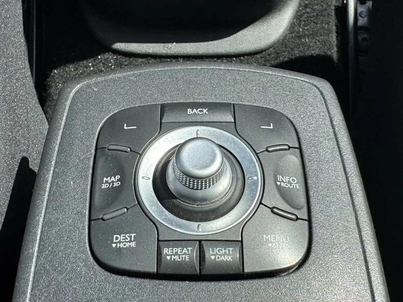 Renault Megane 2012 - 18