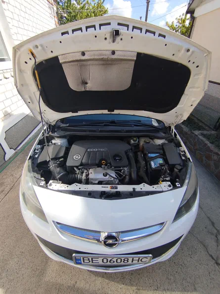 Opel Astra 2015 - 11