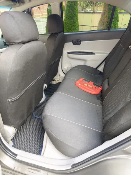 Hyundai Accent 2008 - 13