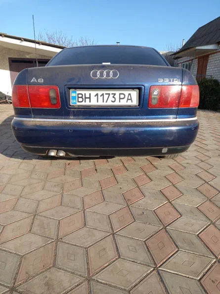 Audi A8 2000 - 3