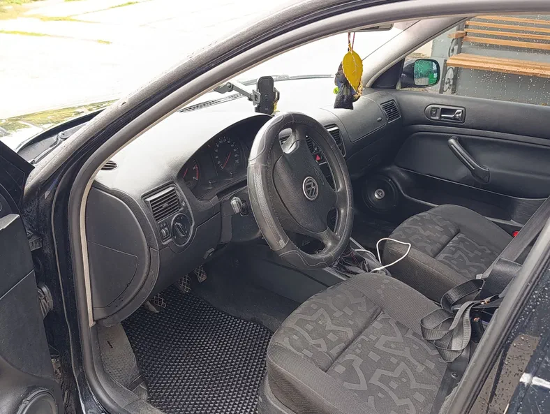 Volkswagen Golf 1999 - 2