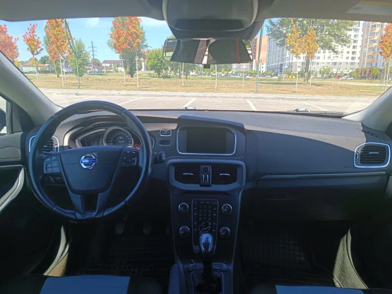 Volvo V40 2013 - 4