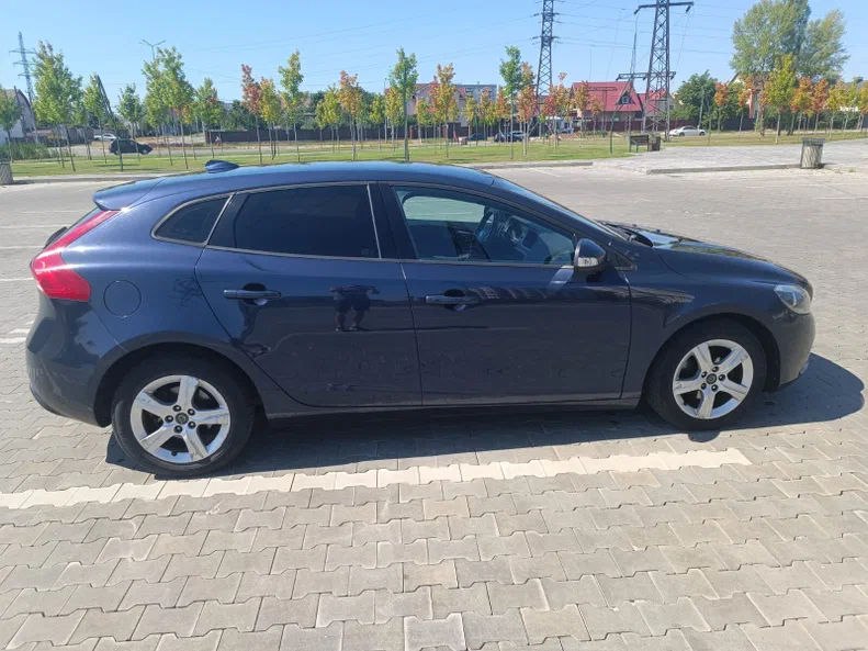 Volvo V40 2013 - 2