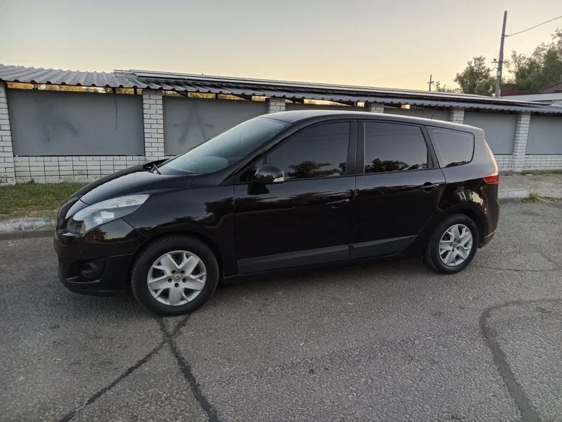 Renault Scenic 2010 - 0