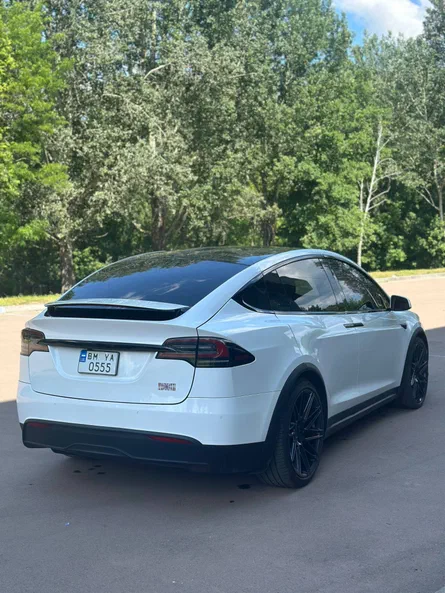 Tesla Model X 2022 - 3