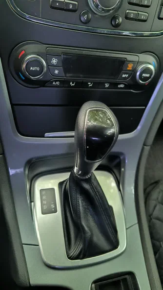 Ford Mondeo 2013 - 7
