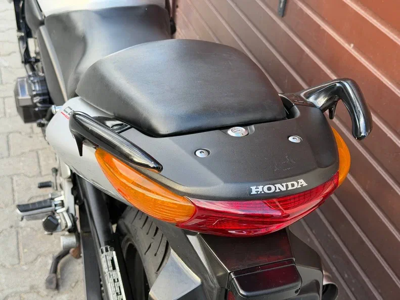 Honda CBF 600 2004 - 13