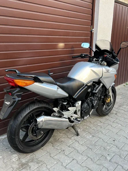 Honda CBF 600 2004 - 10