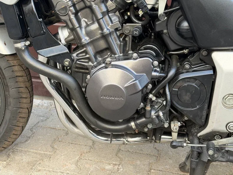 Honda CBF 600 2004 - 5