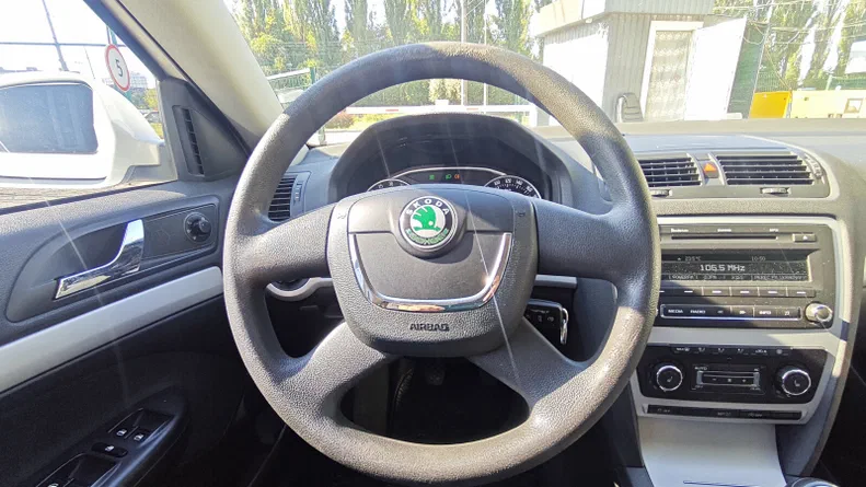 Skoda Octavia 2011 - 18