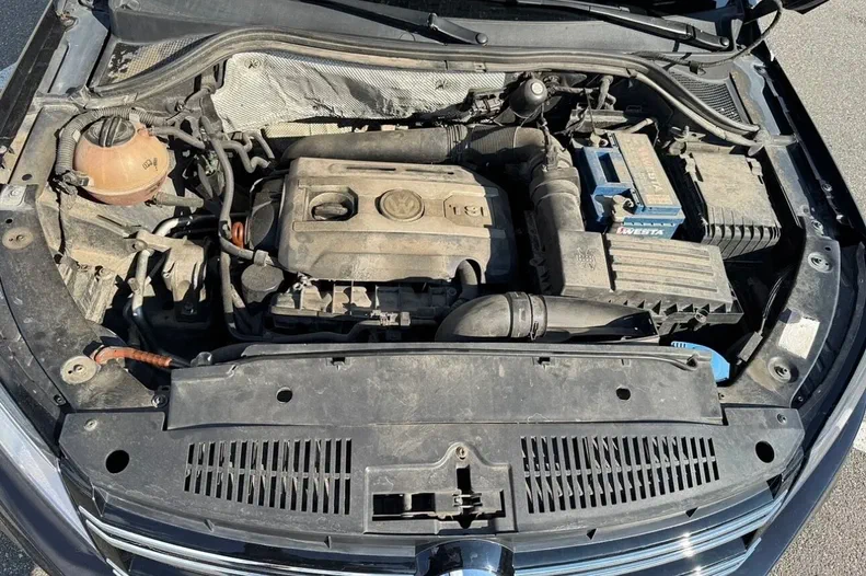 Volkswagen Tiguan 2012 - 6