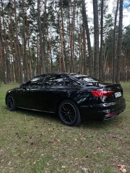 Audi A4 2020 - 1