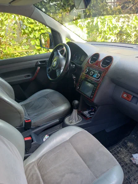 Volkswagen Caddy 2011 - 3